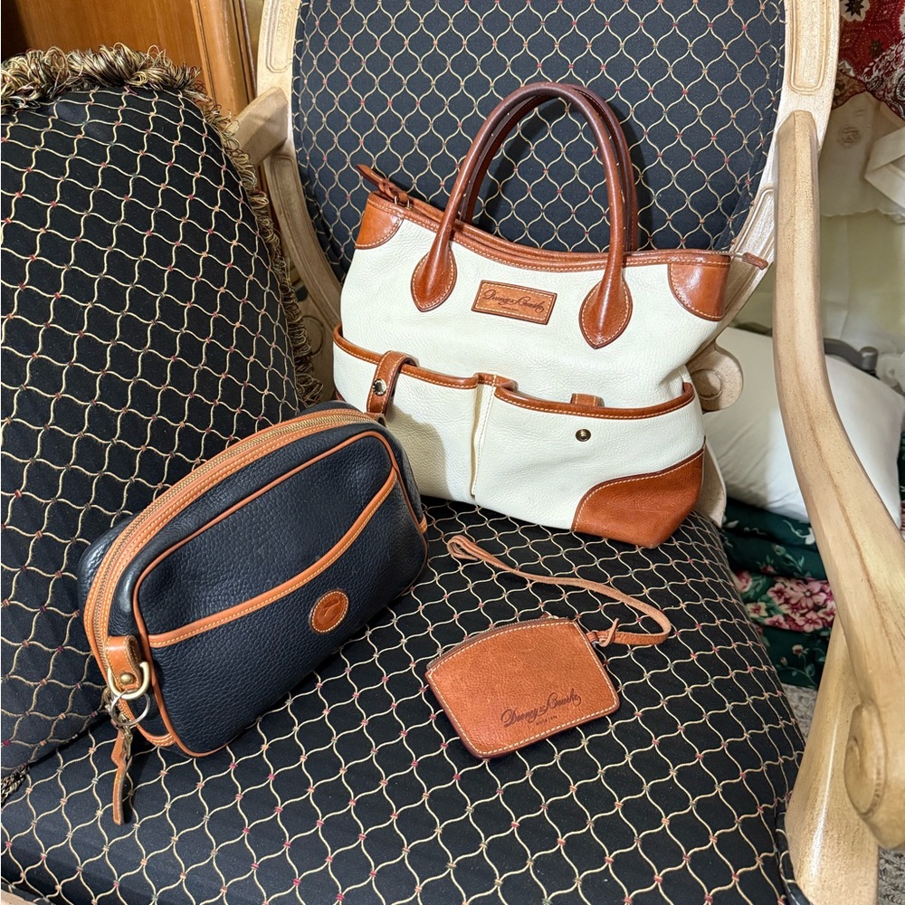 Vintage Dooney & Bourke Bag with coin purch